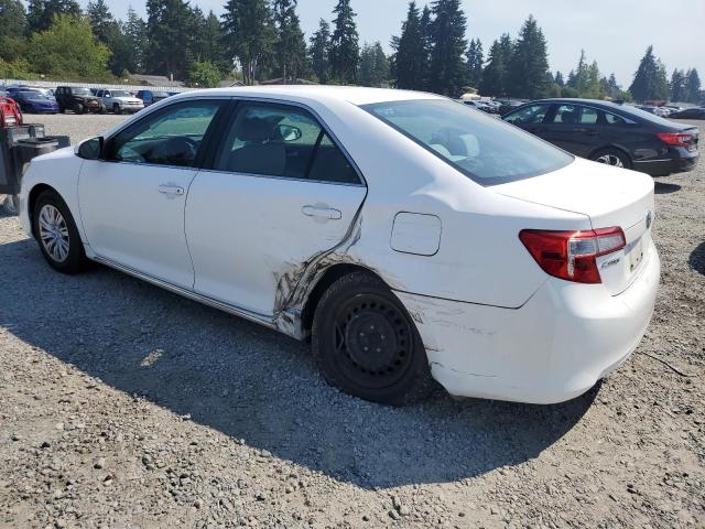 4T4BF1FK6DR328495 - 2013 TOYOTA CAMRY L WHITE photo 2