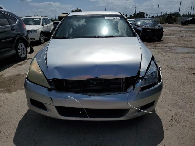 1HGCM56127A041248 - 2007 HONDA ACCORD VALUE SILVER photo 5