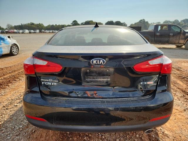 KNAFX4A8XF5262179 - 2015 KIA FORTE EX BLACK photo 6