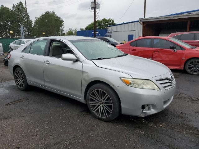 4T1BF3EK6BU752926 - 2011 TOYOTA CAMRY BASE Күміс фото 4