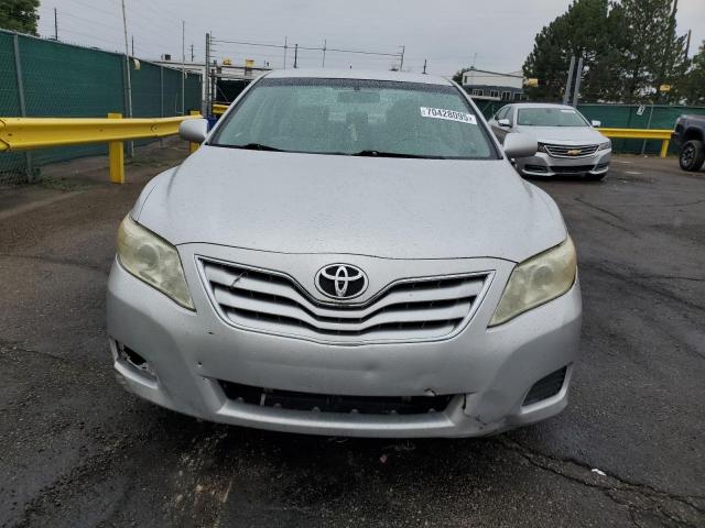 4T1BF3EK6BU752926 - 2011 TOYOTA CAMRY BASE Күміс фото 5