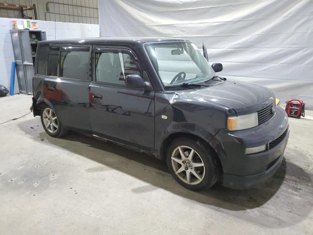 JTLKT324X54020469 - 2005 TOYOTA SCION XB BLACK photo 4