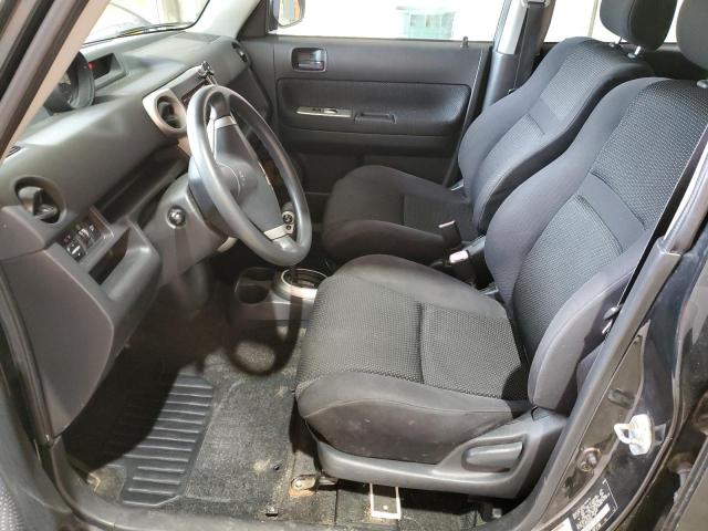 JTLKT324X54020469 - 2005 TOYOTA SCION XB BLACK photo 7