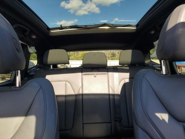 5UXTR9C59KLE17280 - 2019 BMW X3 XDRIVE30I WHITE photo 10