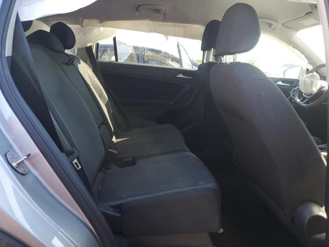 3VV0B7AX5LM111919 - 2020 VOLKSWAGEN TIGUAN S ვერცხლისფერი ფოტო 10