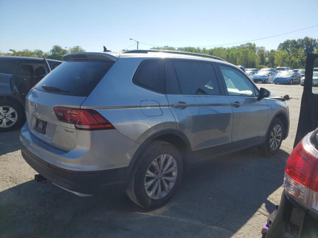 3VV0B7AX5LM111919 - 2020 VOLKSWAGEN TIGUAN S ვერცხლისფერი ფოტო 3