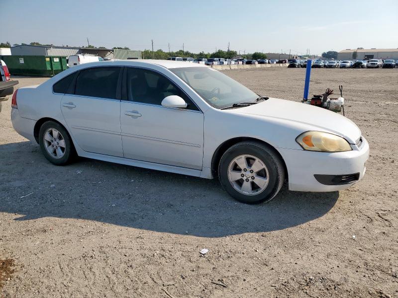 2G1WG5EKXB1304370 - 2011 CHEVROLET IMPALA LT WHITE photo 4