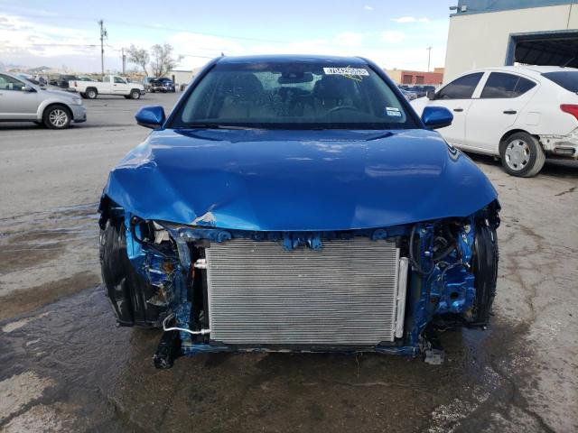 4T1B11HK7JU120126 - 2018 TOYOTA CAMRY L BLUE photo 5