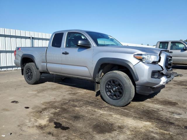 3TYSX5EN3LT001512 - 2020 TOYOTA TACOMA ACCESS CAB ვერცხლისფერი ფოტო 4