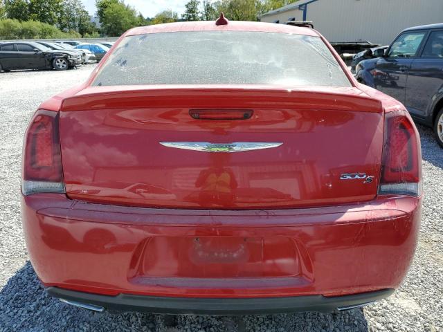 2C3CCABG4HH596990 - 2017 CHRYSLER 300 S RED photo 6