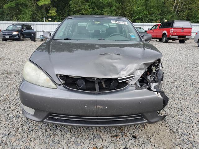 4T1BE30K05U539260 - 2005 TOYOTA CAMRY LE GRAY photo 5