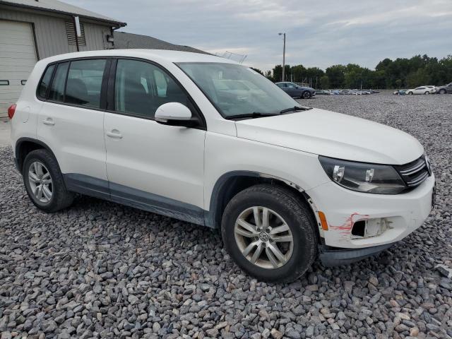 WVGAV3AX0DW561753 - 2013 VOLKSWAGEN TIGUAN S WHITE photo 4