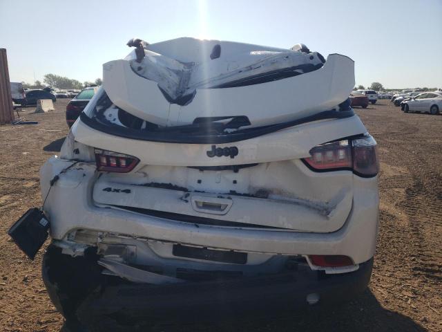 3C4NJDAB9KT723880 - 2019 JEEP COMPASS SPORT Weiß Foto 6