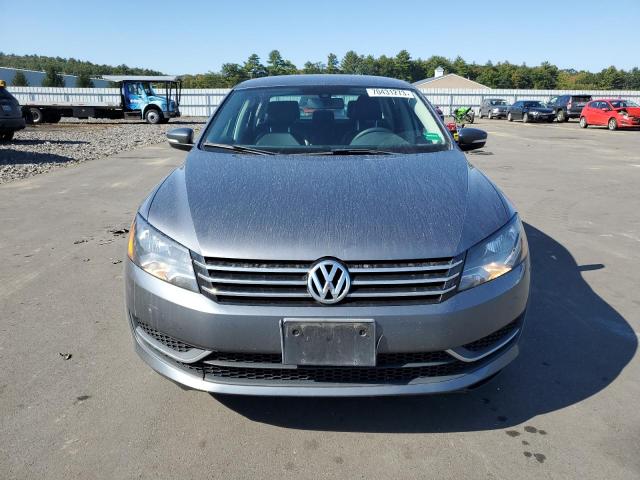 1VWAP7A36DC137530 - 2013 VOLKSWAGEN PASSAT S GRAY photo 5