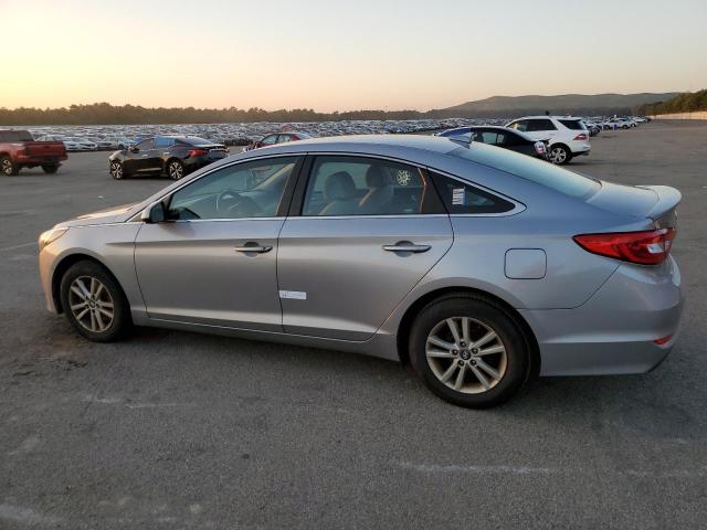 5NPE24AF1HH563132 - 2017 HYUNDAI SONATA SE SILVER photo 2