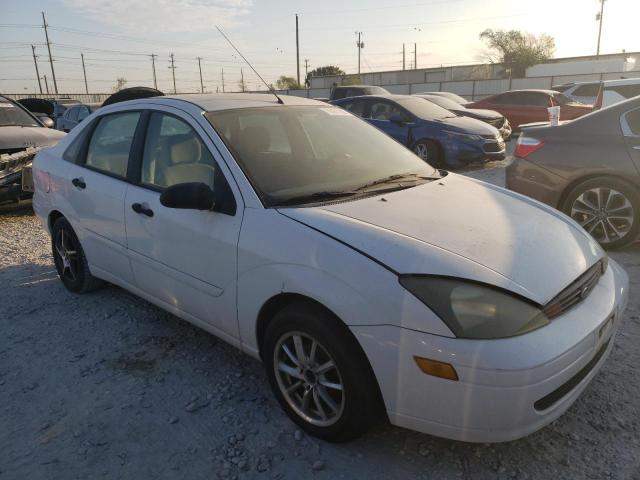 1FAFP34P03W171093 - 2003 FORD FOCUS SE WHITE photo 4