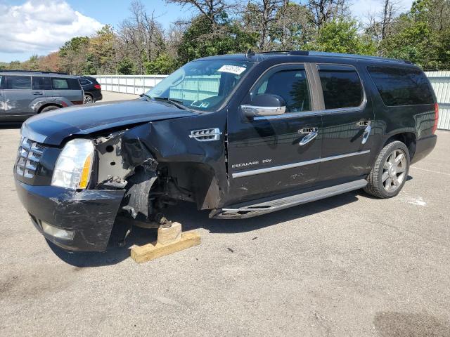 2010 CADILLAC ESCALADE ESV LUXURY, 