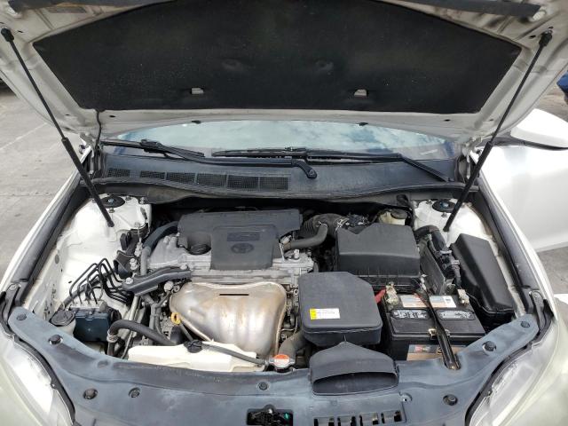4T1BF1FK3GU537448 - 2016 TOYOTA CAMRY LE WHITE photo 11