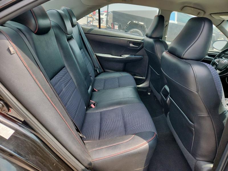 4T1BF1FK6FU051697 - 2015 TOYOTA CAMRY SE LE Czarny zdjęcie 10