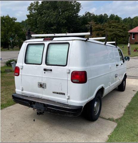 2B7HB21X2TK177107 - 1996 DODGE RAM VAN B2500 WHITE photo 4