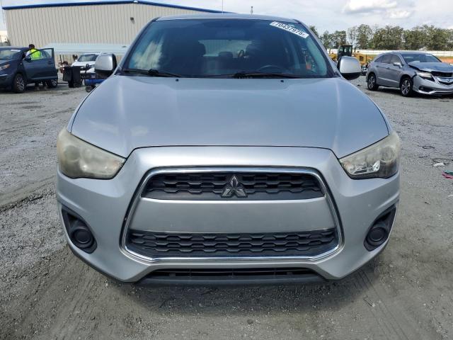 4A4AP3AU5EE004583 - 2014 MITSUBISHI OUTLANDER ES 银色 照片 5