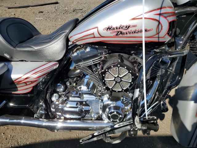 1HD1KB4138Y609642 - 2008 HARLEY-DAVIDSON FLHX SILVER photo 7