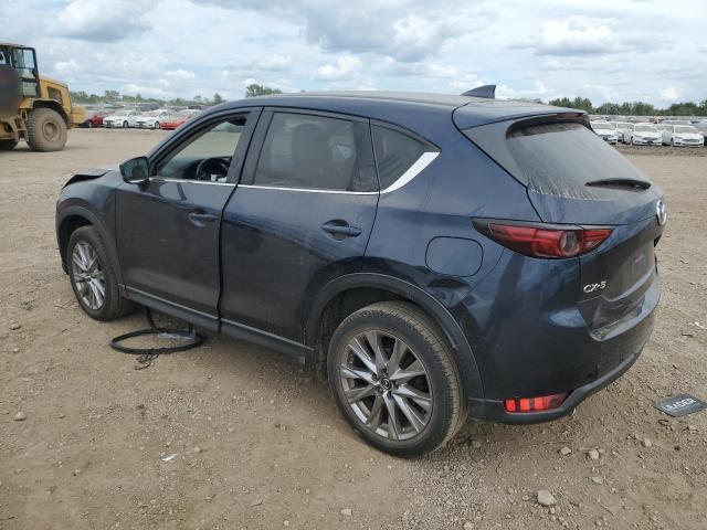 JM3KFADM0L0725782 - 2020 MAZDA CX-5 GRAND TOURING BLUE photo 2