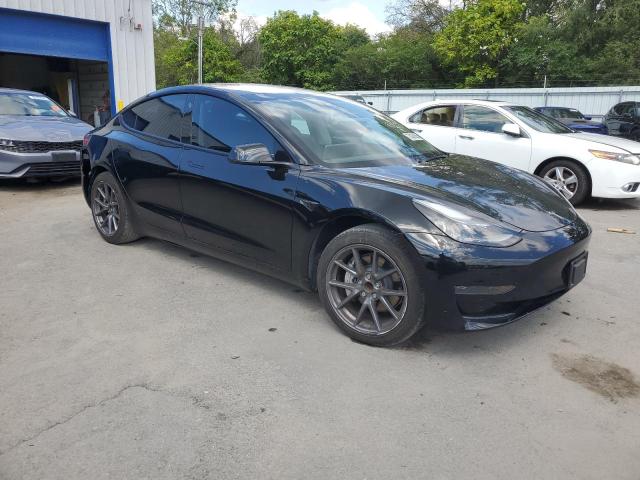 5YJ3E1EA5PF382608 - 2023 TESLA MODEL 3 Siyah fotoğraf 4