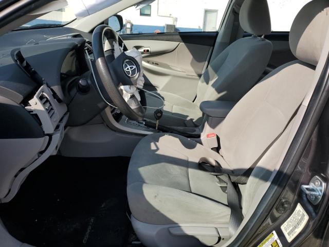 5YFBU4EE4CP058664 - 2012 TOYOTA COROLLA BASE Сірий фото 7