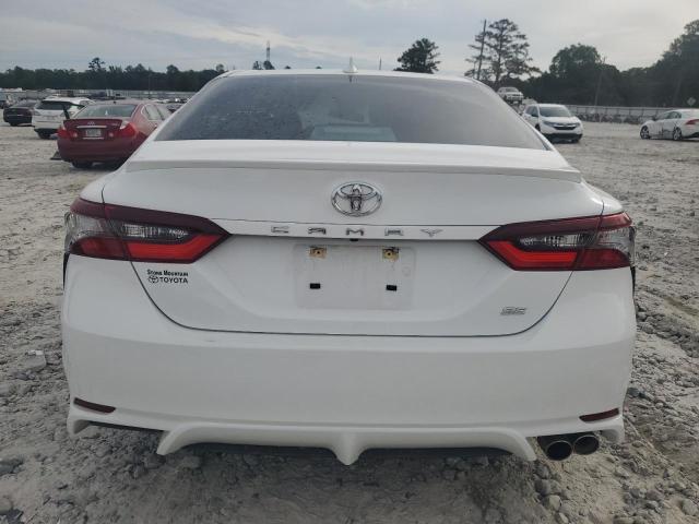 4T1G11AK1PU831927 - 2023 TOYOTA CAMRY SE NIGHT SHADE WHITE photo 6