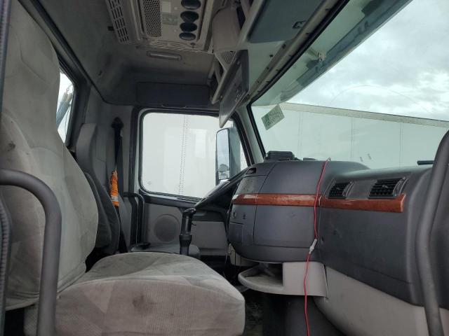 4V4NC9GG58N484061 - 2008 VOLVO VN VNL WHITE photo 5