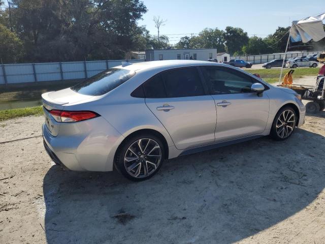 5YFS4RCE9LP032268 - 2020 TOYOTA COROLLA SE SILVER photo 3