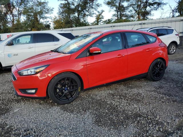 1FADP3K24GL321731 - 2016 FORD FOCUS SE RED photo 1