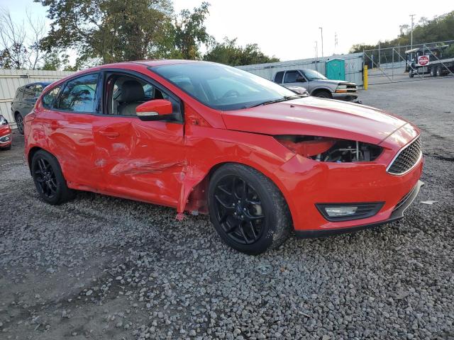 1FADP3K24GL321731 - 2016 FORD FOCUS SE RED photo 4