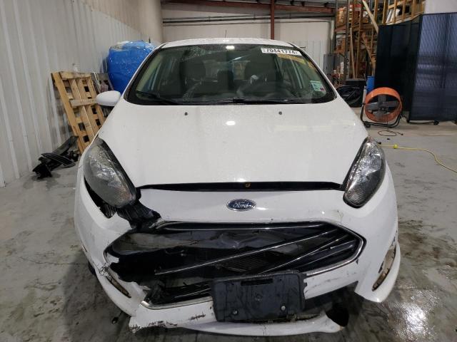 3FADP4EJ3KM103859 - 2019 FORD FIESTA SE WHITE photo 5