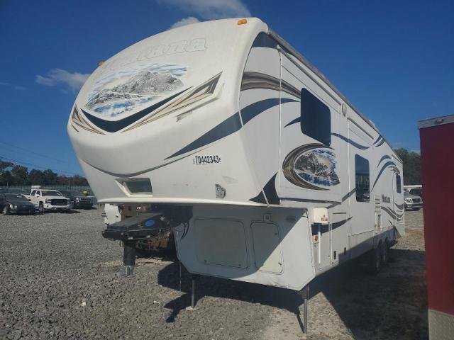 4YDF37522D4701283 - 2013 KEYSTONE MONTANA WHITE photo 2