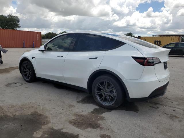 7SAYGAEE9SF261434 - 2025 TESLA MODEL Y WHITE photo 2