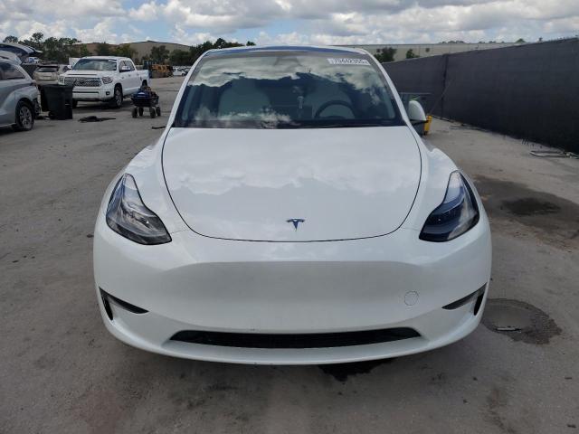 7SAYGAEE9SF261434 - 2025 TESLA MODEL Y WHITE photo 5