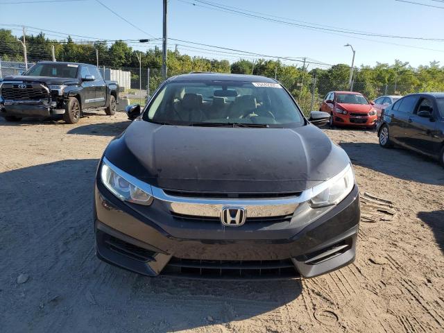 2HGFC2F58JH553008 - 2018 HONDA CIVIC LX 黑色 照片 5