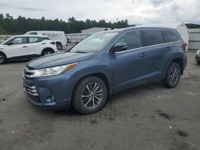 2019 TOYOTA HIGHLANDER SE, 