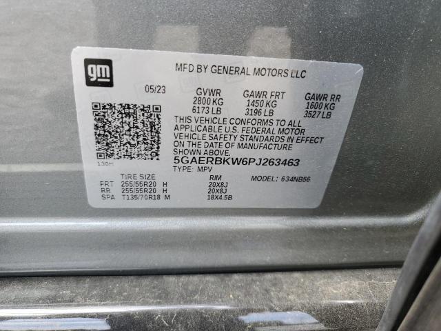 5GAERBKW6PJ263463 - 2023 BUICK ENCLAVE ESSENCE 银色 照片 13