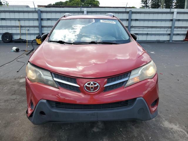 JTMZFREVXFD055541 - 2015 TOYOTA RAV4 LE RED photo 5