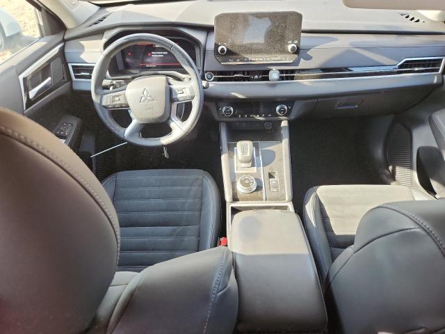 JA4J3VA8XRZ014293 - 2024 MITSUBISHI OUTLANDER SE თეთრი ფოტო 8