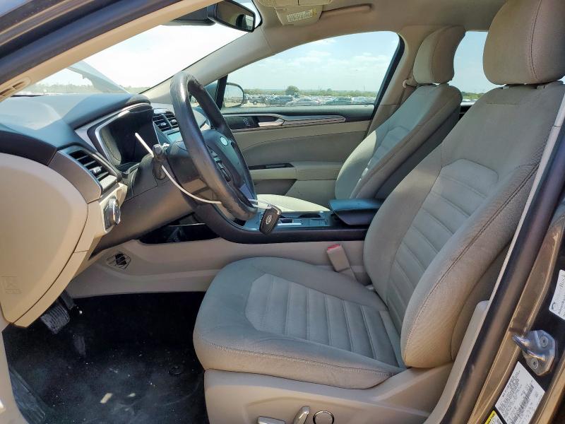 3FA6P0H75KR218905 - 2019 FORD FUSION SE 灰色 照片 7