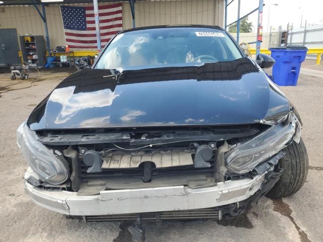 1HGCV1F4XJA021983 - 2018 HONDA ACCORD EX BLACK photo 5