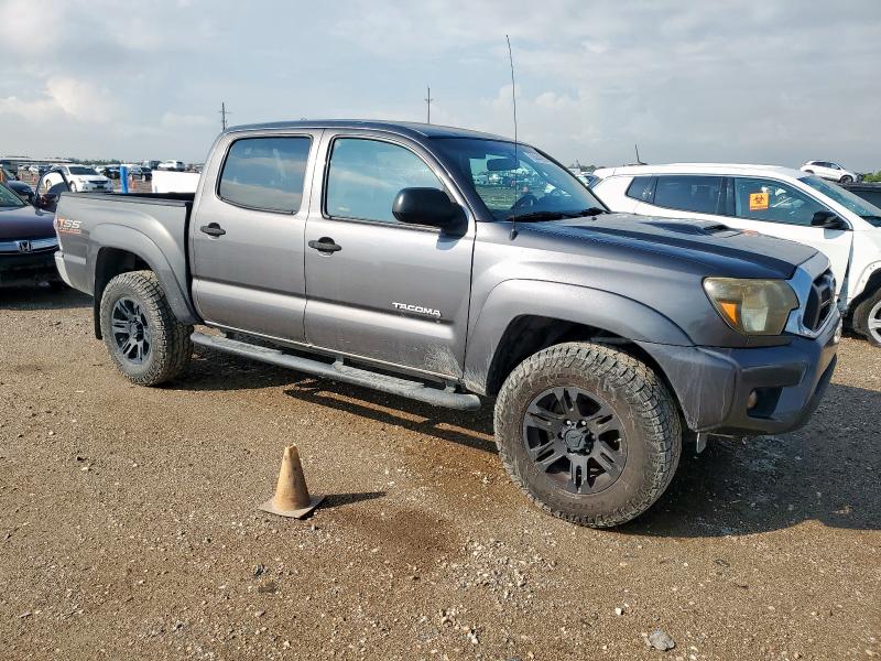 5TFJU4GN1FX070012 - 2015 TOYOTA TACOMA DOUBLE CAB PRERUNNER GRAY photo 4