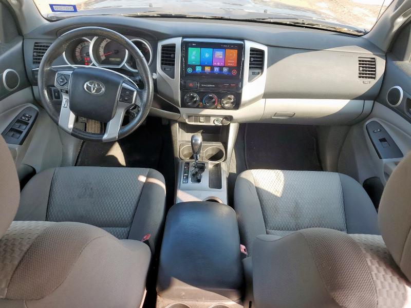 5TFJU4GN1FX070012 - 2015 TOYOTA TACOMA DOUBLE CAB PRERUNNER GRAY photo 8