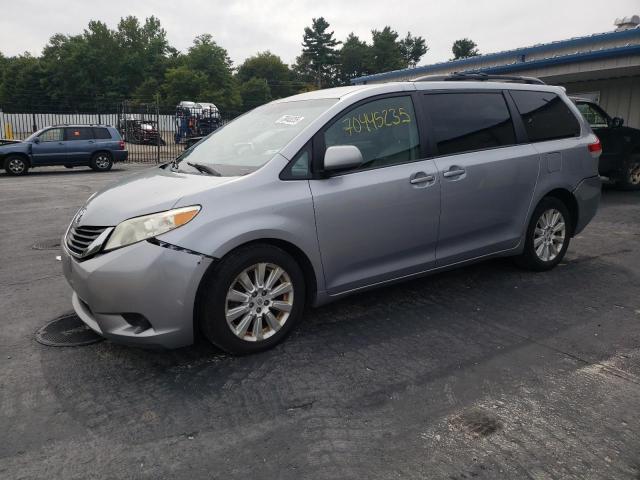 2012 TOYOTA SIENNA LE, 