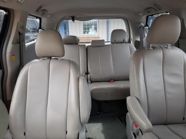 5TDJK3DCXCS039880 - 2012 TOYOTA SIENNA LE 银色 照片 10