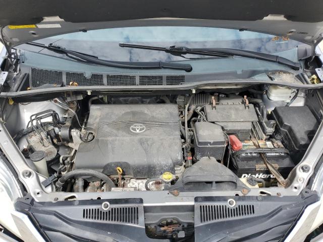 5TDJK3DCXCS039880 - 2012 TOYOTA SIENNA LE 银色 照片 12